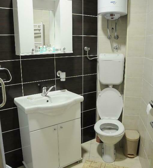 اتاق استاندارد, Vila Hit