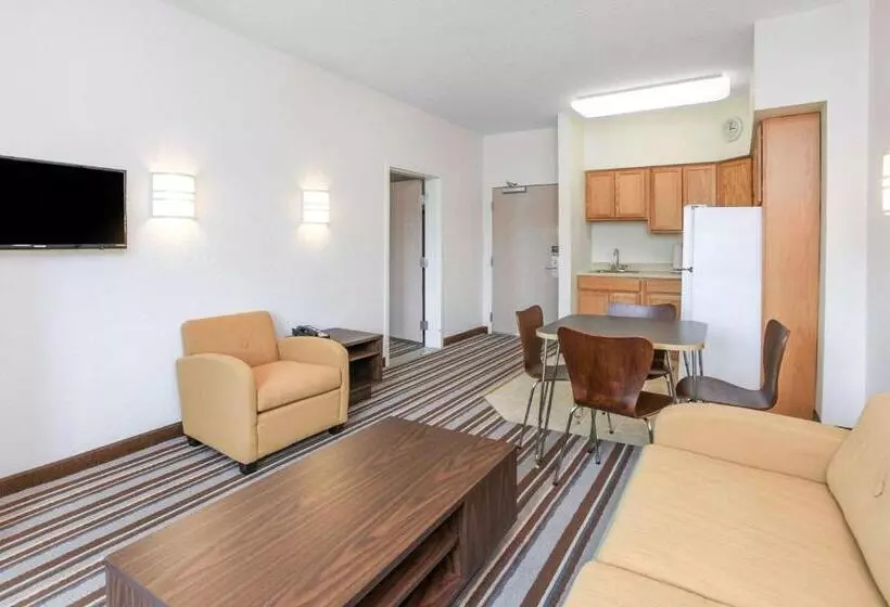 Suite Adapted for people with reduced mobility
