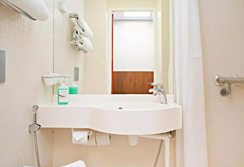 スタンダードシングルルーム, Omena Hotel Helsinki City Centre