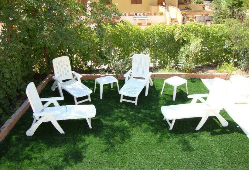 Студия Стандарт, Residence Capo San Marco & Renella