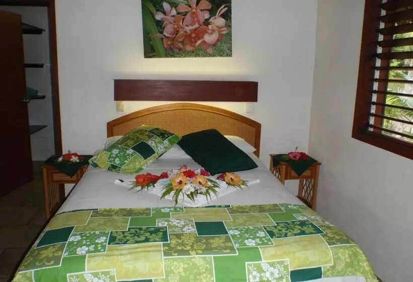بانگلوی استاندارد, Bokissa Private Island Resort