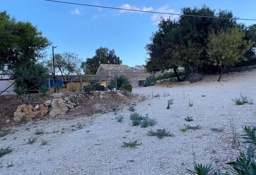 스탠다드 스튜디오, Tenute Plaia Agriturismo