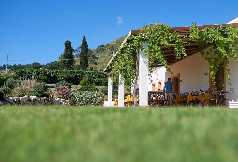 Номер Стандарт, Tenute Plaia Agriturismo