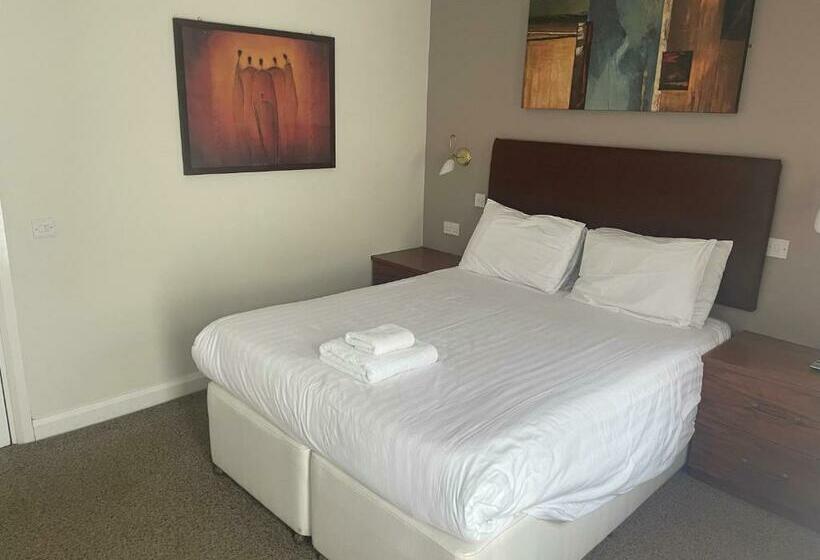 스탠다드 룸, The Moorings