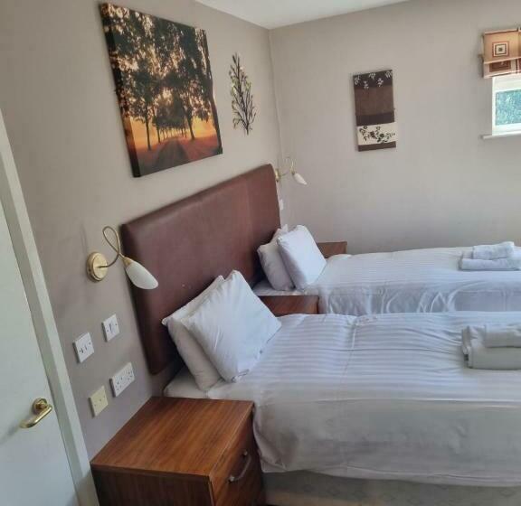 스탠다드 룸, The Moorings