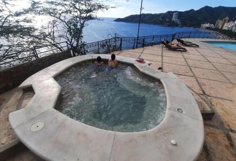 Апартаменты Дюплекс 1 Спальня, El Peñon Del Rodadero   Apto 1303a