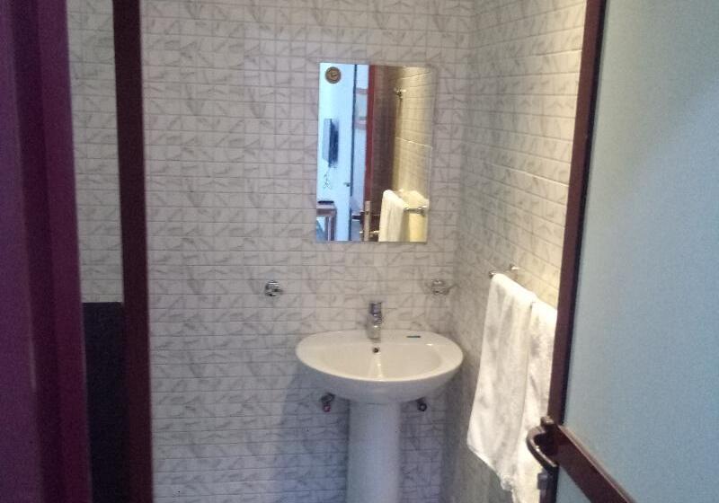 إستوديو قياسى سرير كينج, Residencial Africa,lda Nampula