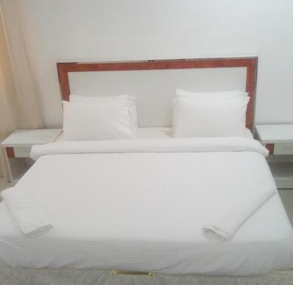 스탠다드 스튜디오 킹침대, Residencial Africa,lda Nampula
