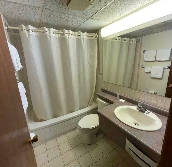 Номер Стандарт, 6032 Persepolis Inn