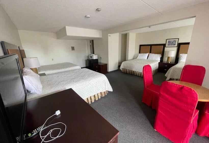 패밀리 룸, 6032 Persepolis Inn