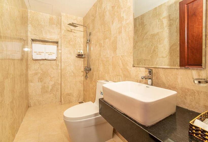 اتاق لوکس خانوادگی, May Beach