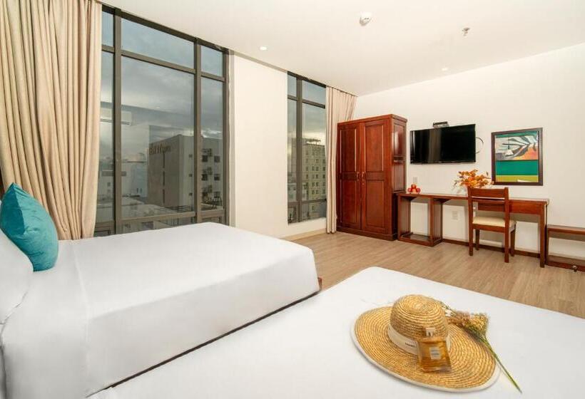 اتاق لوکس خانوادگی, May Beach