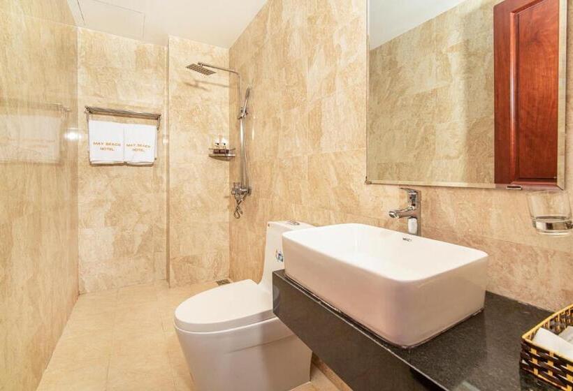 اتاق لوکس خانوادگی, May Beach