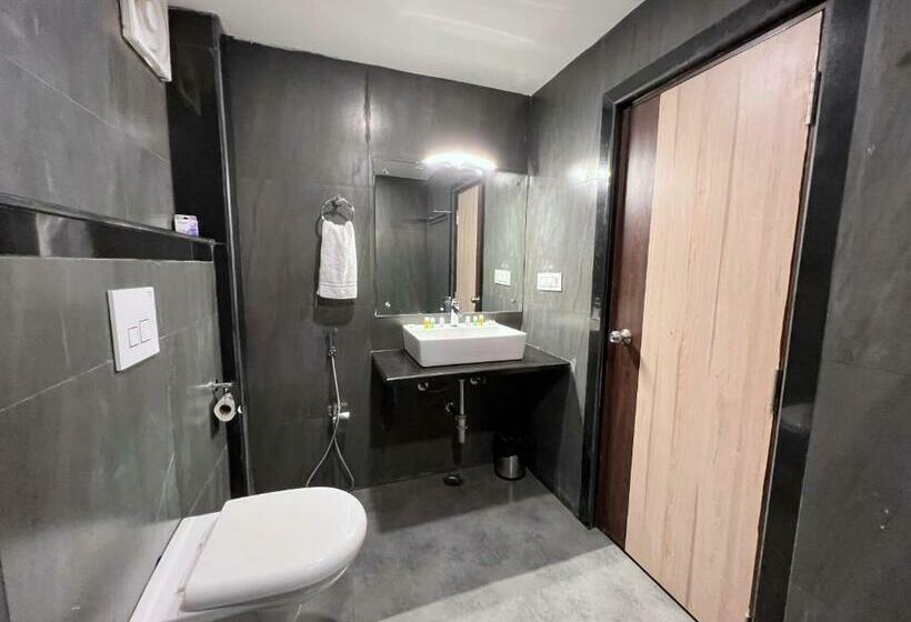 חדר דלוקס, The Phoenix Residency