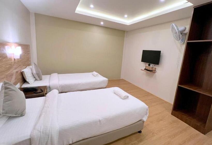 חדר דלוקס, The Phoenix Residency