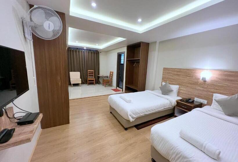 חדר דלוקס, The Phoenix Residency