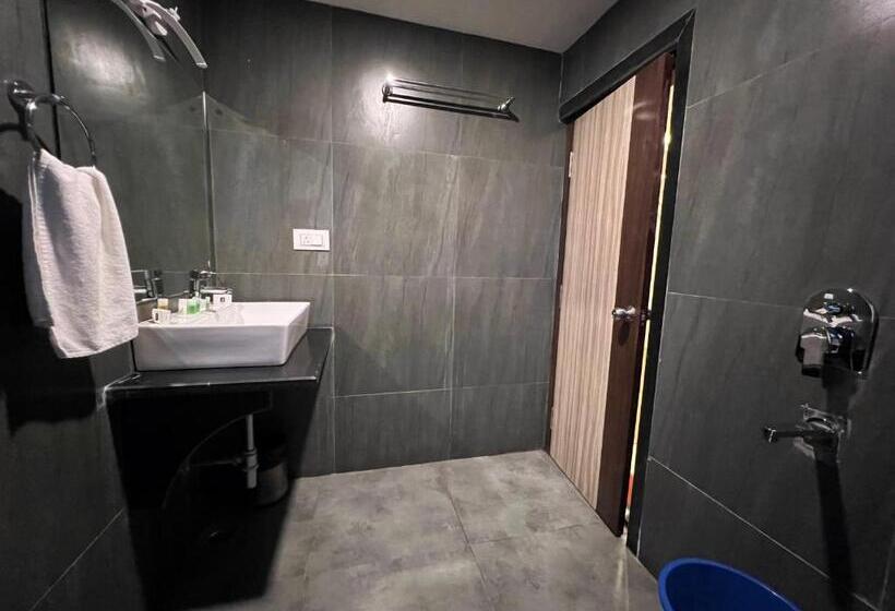 Номер Deluxe, The Phoenix Residency