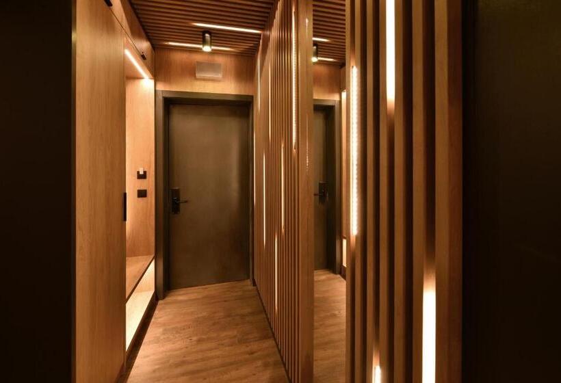 Студия Стандарт, Aplend Hotel Ovruč