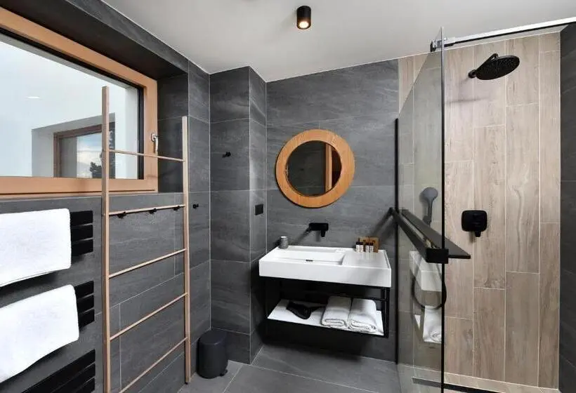 デラックススタジオ, Aplend Hotel Ovruč
