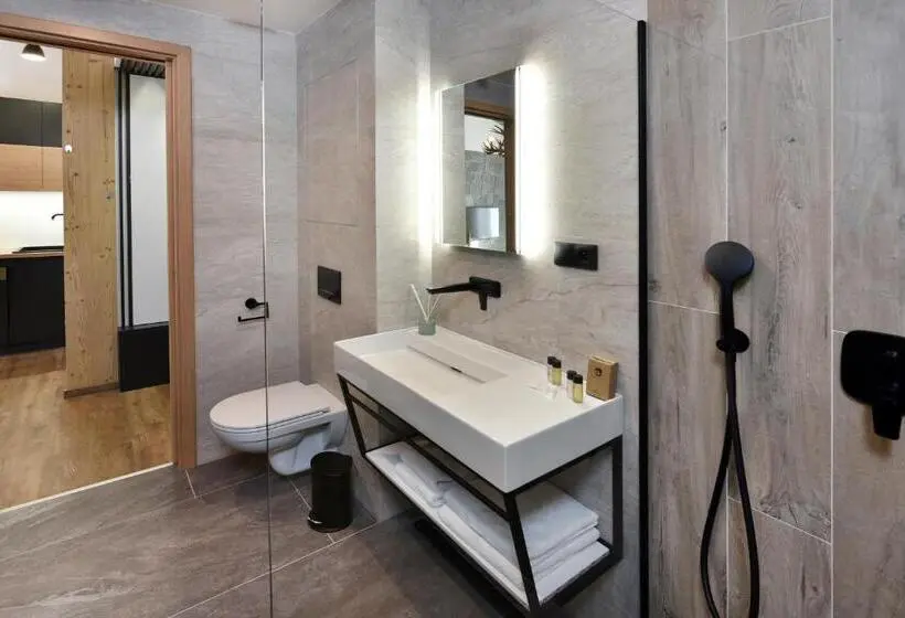 バルコニー付き1ベッドルームアパートメント, Aplend Hotel Ovruč
