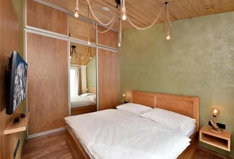 バルコニー付き1ベッドルームアパートメント, Aplend Hotel Ovruč
