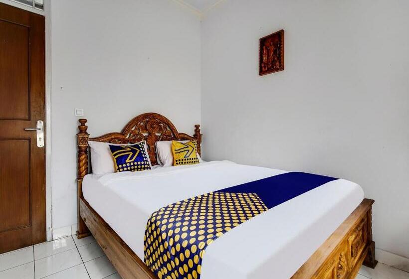 Номер Economy, Spot On 91107 Villa Galaxy Resort