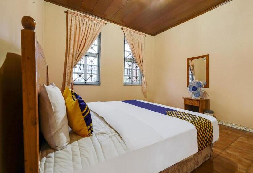 Номер Economy, Spot On 91107 Villa Galaxy Resort