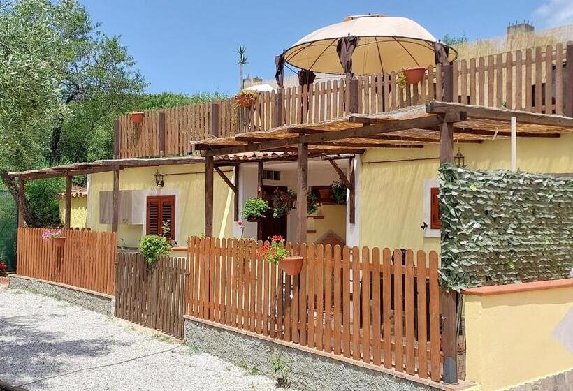 Трехместный Номер Deluxe, Parco Esmeralda   Family Residence E Breakfast