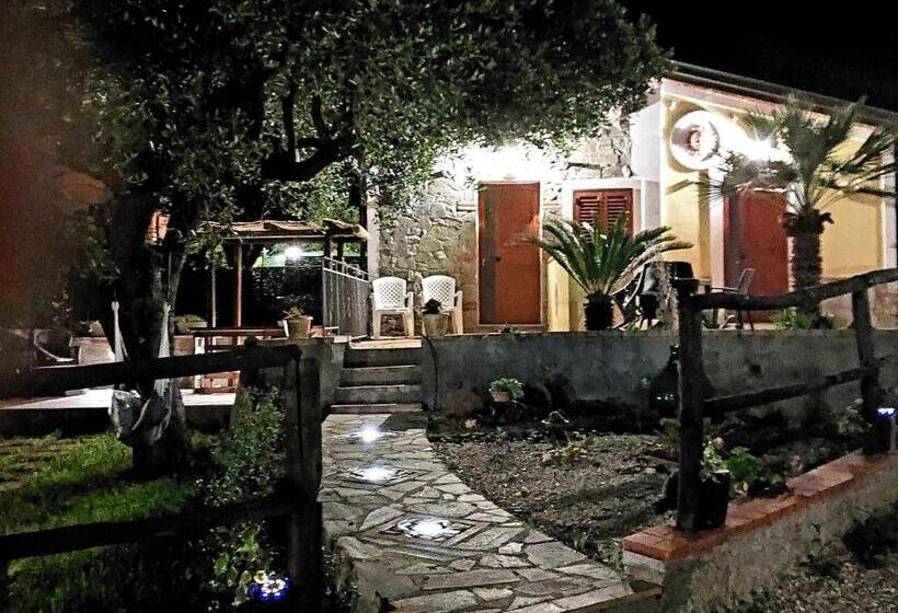 Triple Classic Room, Parco Esmeralda   Family Residence E Breakfast