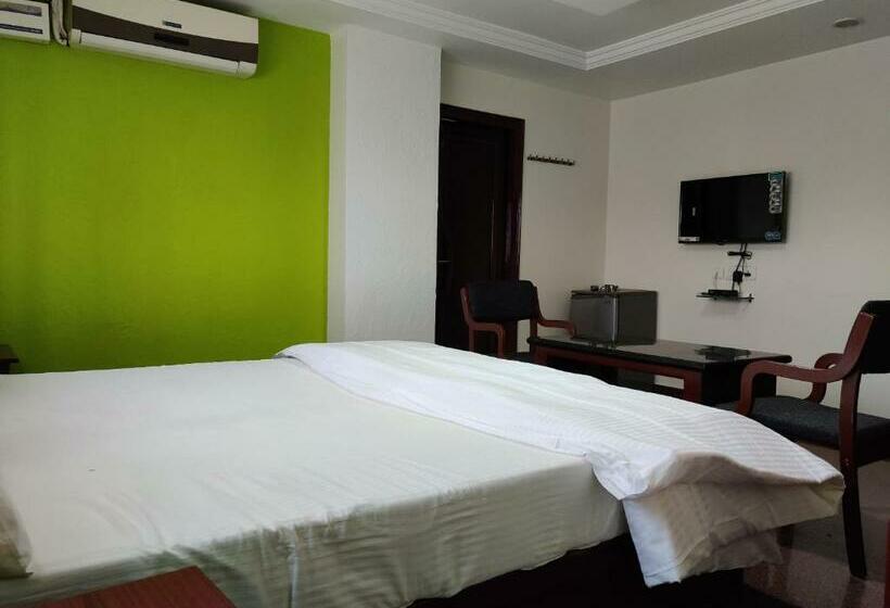 חדר סטנדרט, Gangavaram Residency