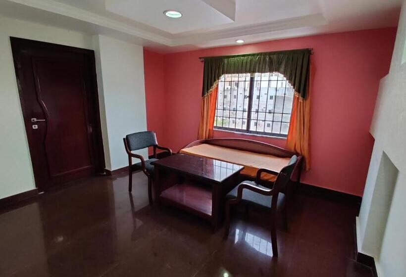 חדר דלוקס עם מיטת קינג, Gangavaram Residency