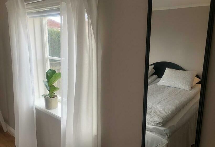 标准间, ångbåten   New Buildt Double Rooms In The Center Of Gränna With Separate Entrance