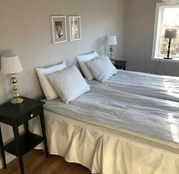 标准间, ångbåten   New Buildt Double Rooms In The Center Of Gränna With Separate Entrance