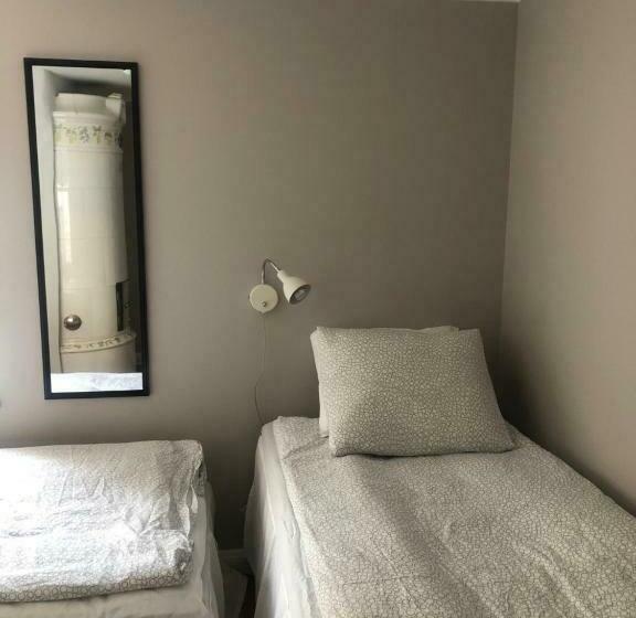 基本间, ångbåten   New Buildt Double Rooms In The Center Of Gränna With Separate Entrance