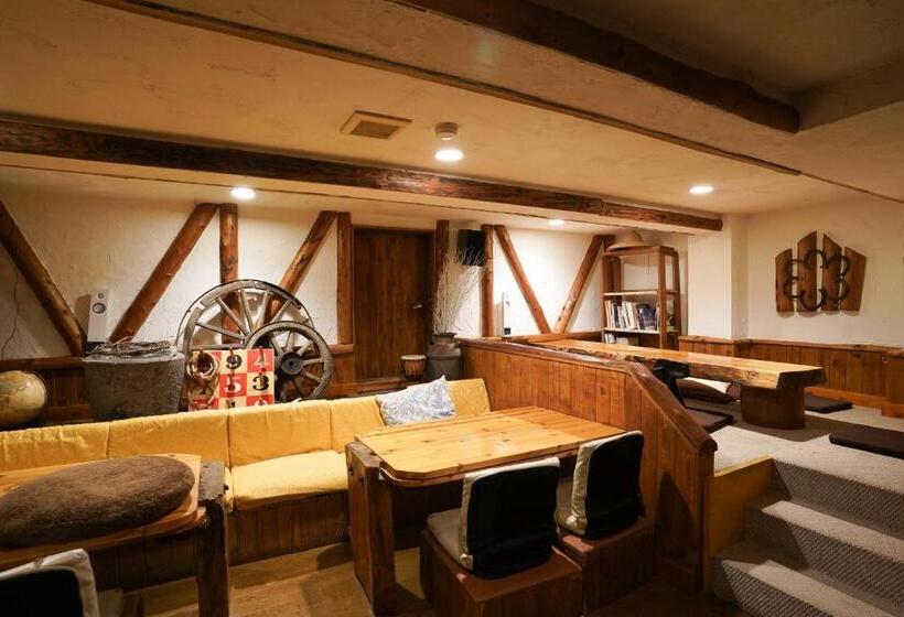 マウンテンビュースタンダードルーム, Country Inn Milky House