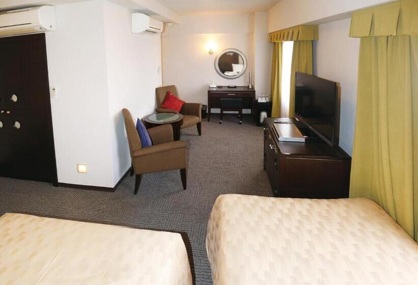 Номер Стандарт Трехместный, Grg Hotel Naha