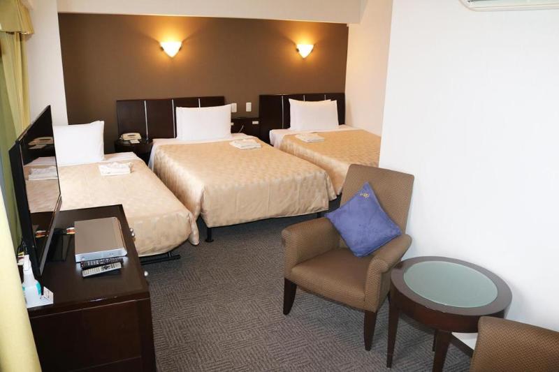 חדר סטנדרט לשלושה, Grg Hotel Naha