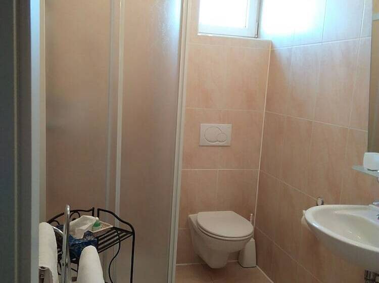 اتاق استاندارد, Herberts Stubn