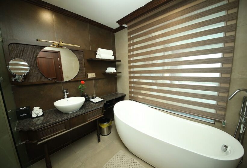 Deluxe Room, Ninh Binh Legend