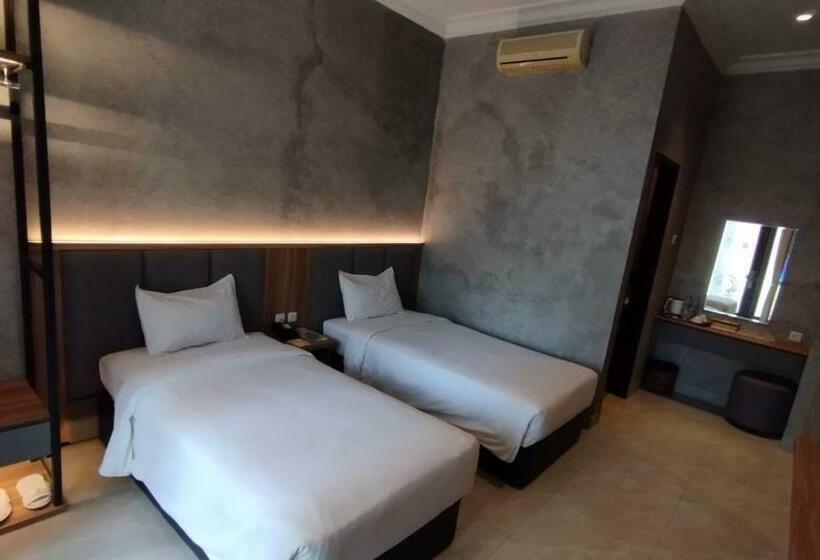 חדר סופריור, The Grand Palace Hotel Malang