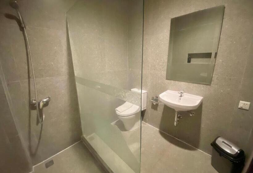 חדר אקזקיוטיב, The Grand Palace Hotel Malang