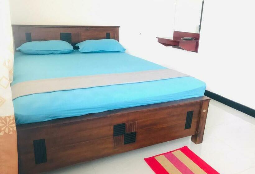 デラックスルーム, Ganthera Kataragama