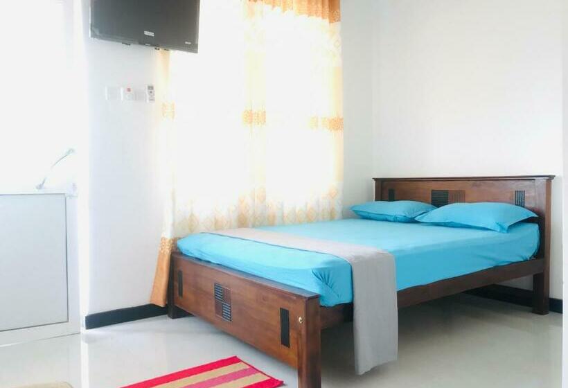 デラックスルーム, Ganthera Kataragama