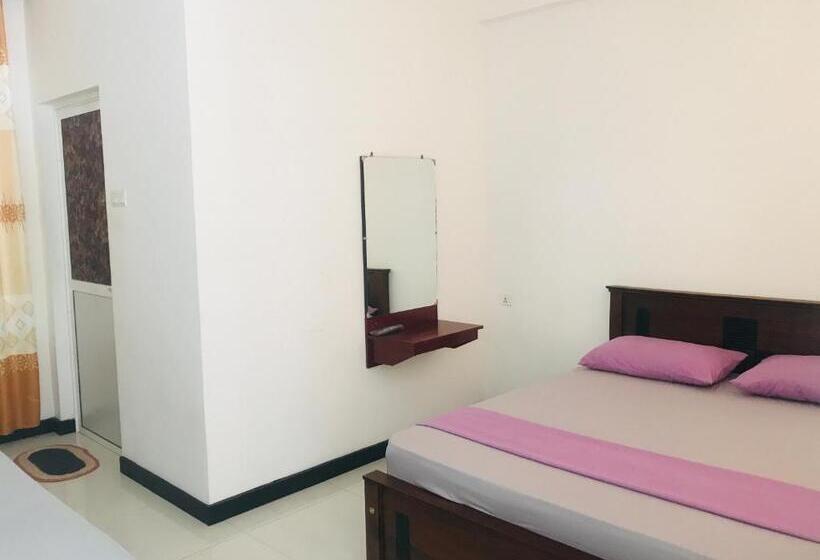 スーペリアトリプルルーム, Ganthera Kataragama