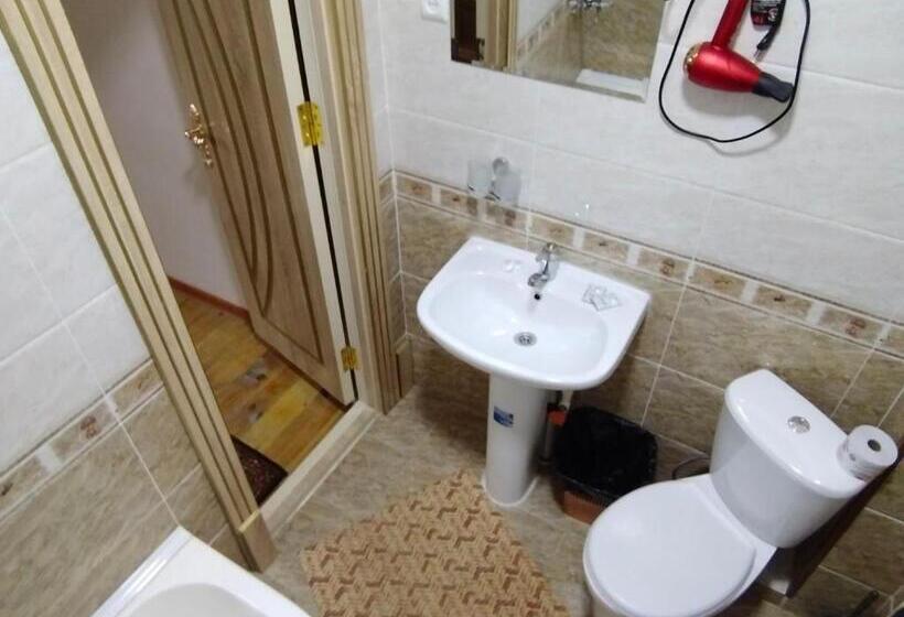 スタンダードルーム, Sulton Sayyor