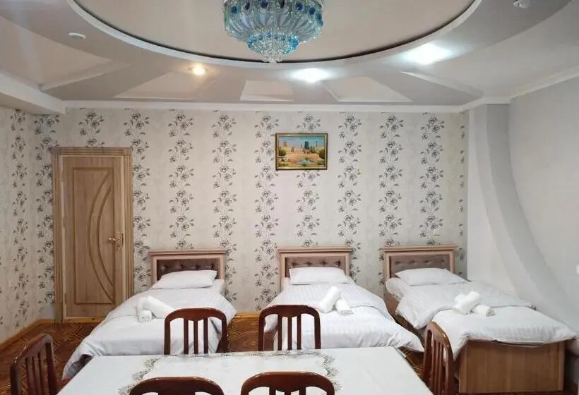 Quarto Familiar, Sulton Sayyor