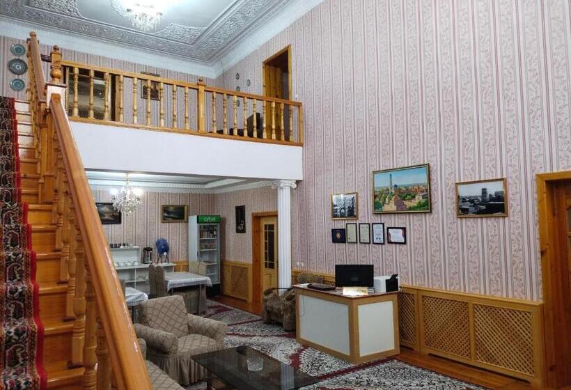 ファミリールーム, Sulton Sayyor