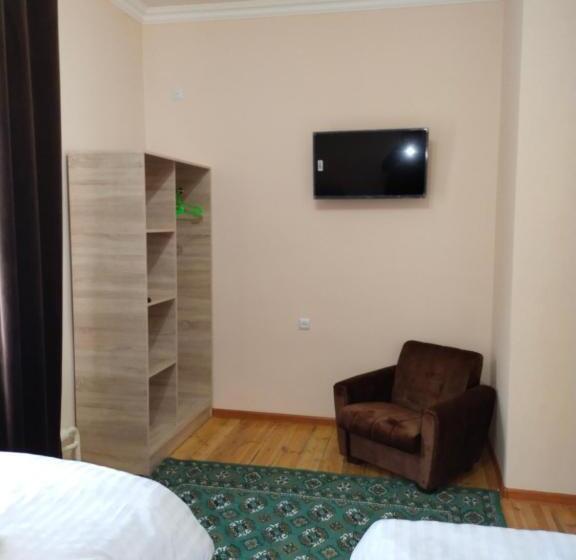 スタンダードルーム, Sulton Sayyor