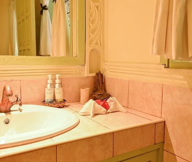 اتاق لوکس, Lions Luxury Eco Resort & Spa