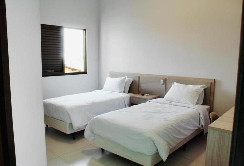 חדר סטנדרט, Good Stone Curvelo